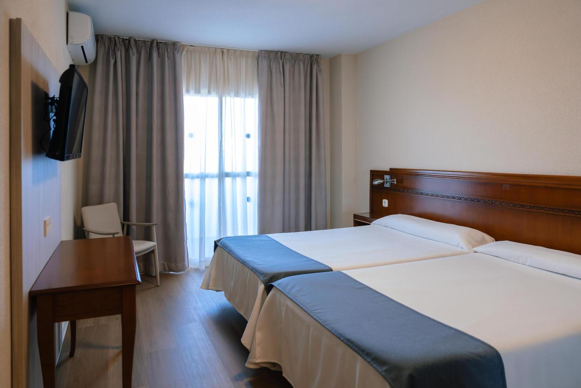 Hotel Port Europa Calp Exterior foto